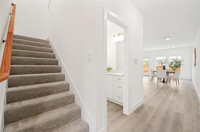 5609 Woodlands Drive - Photo 3