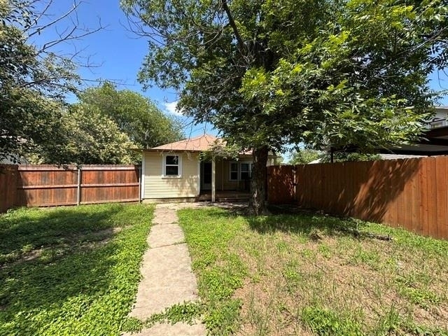 2403 Austin Avenue - Photo 14