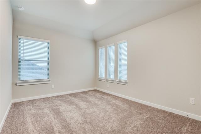 2544 Rambling Road - Photo 12