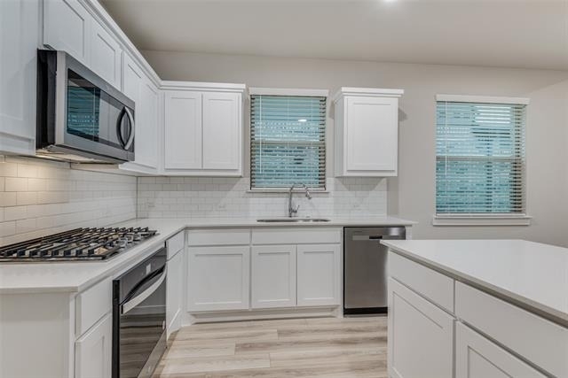 2544 Rambling Road - Photo 6