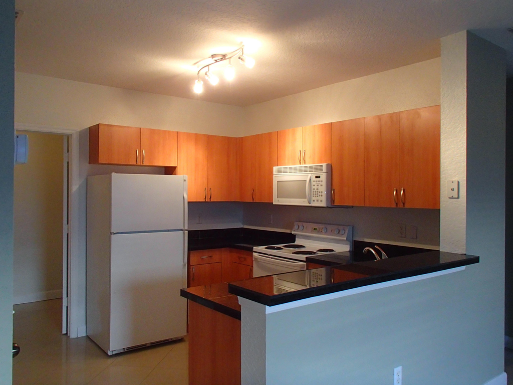 1101 Belmont Place - Photo 7