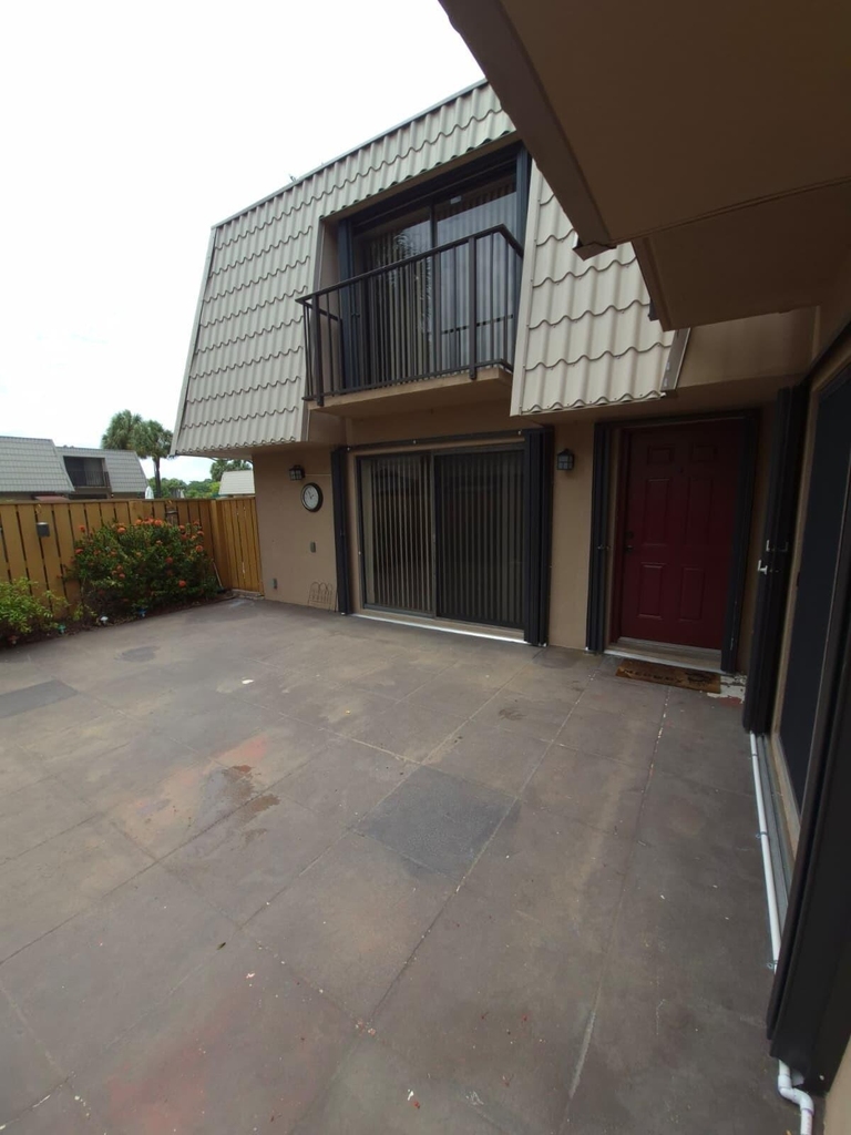 5012 50th Way - Photo 1