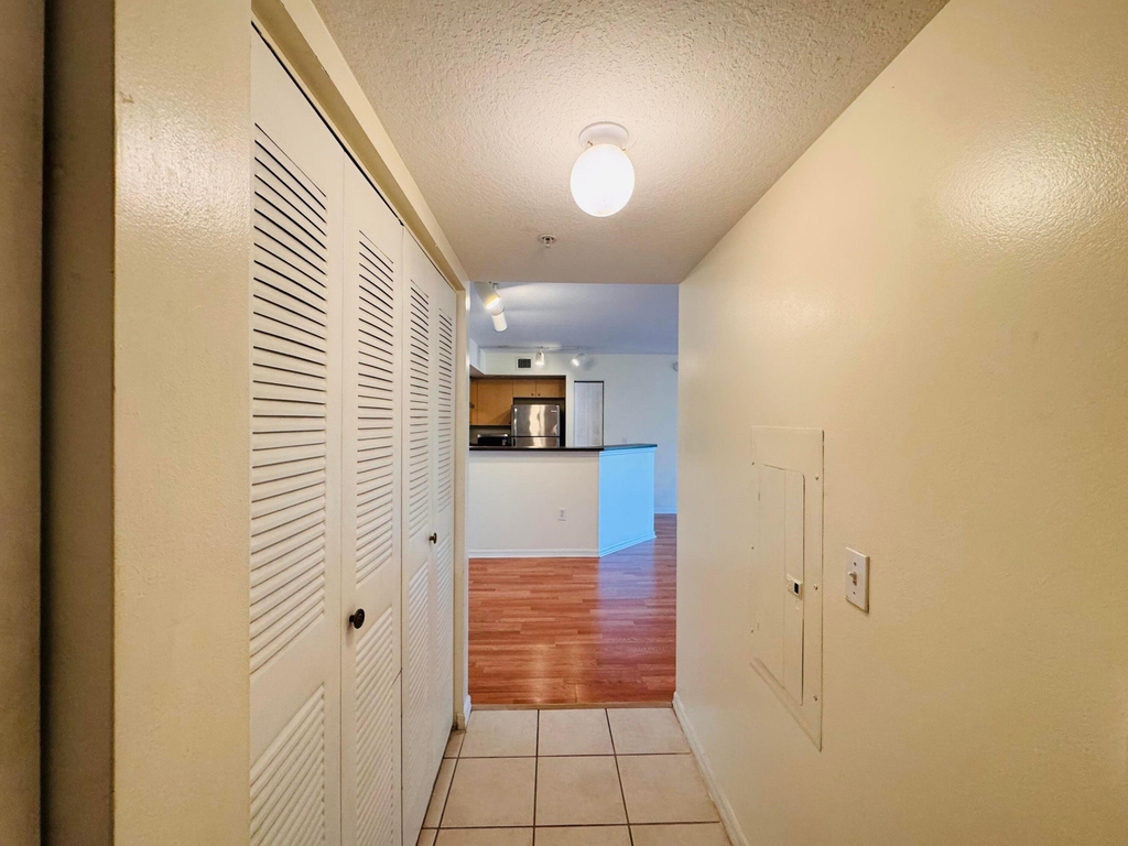 4171 San Marino Boulevard - Photo 2