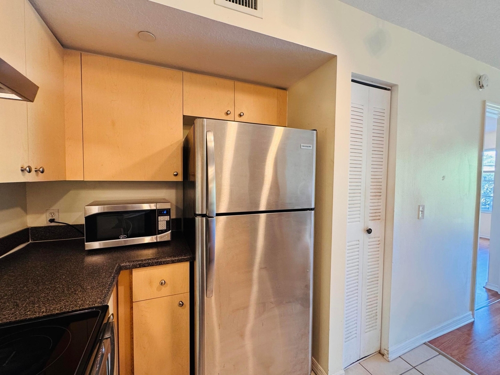 4171 San Marino Boulevard - Photo 20
