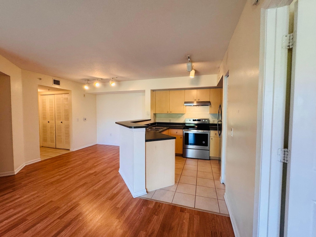 4171 San Marino Boulevard - Photo 17