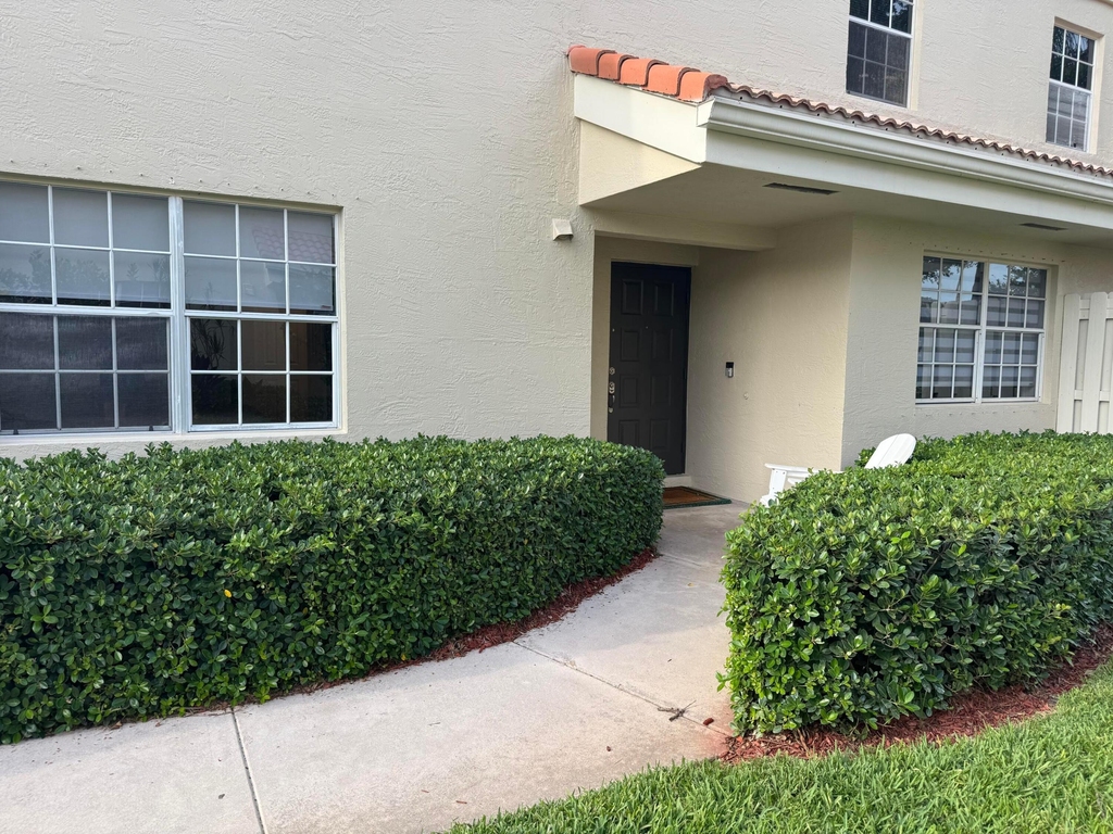 17274 Boca Club Boulevard - Photo 0