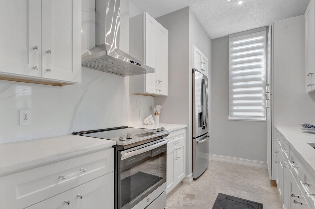 3606 S Ocean Boulevard - Photo 1