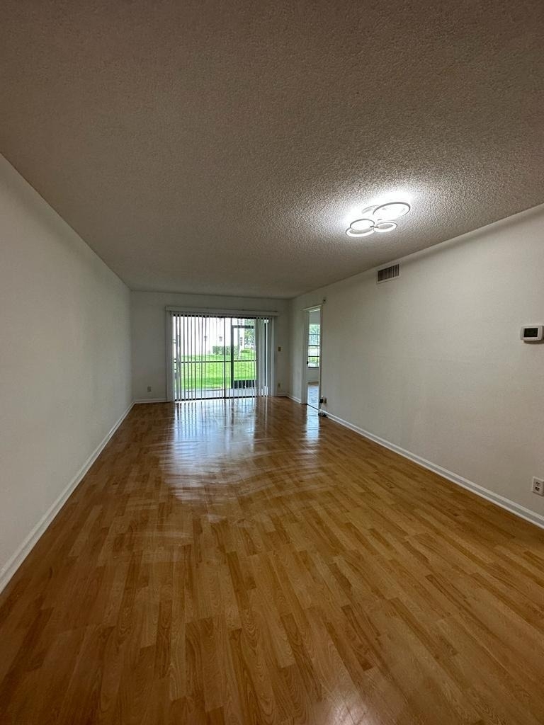 301 Olivewood Place - Photo 1