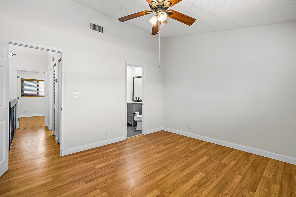 2700 S Oakland Forest Drive - Photo 22