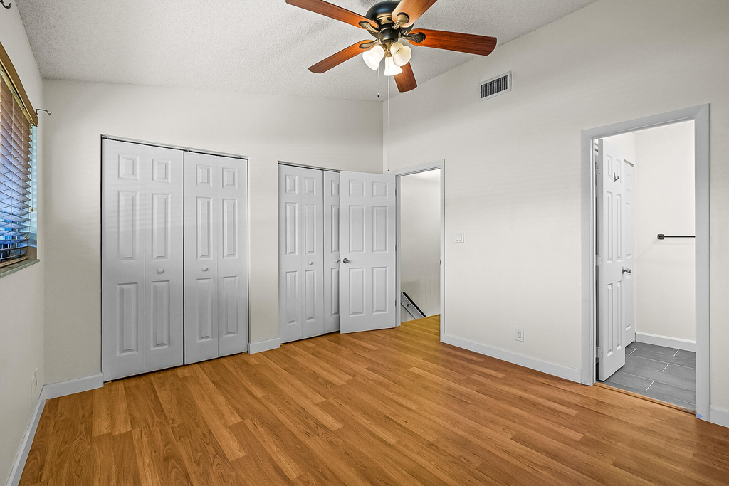 2700 S Oakland Forest Drive - Photo 19