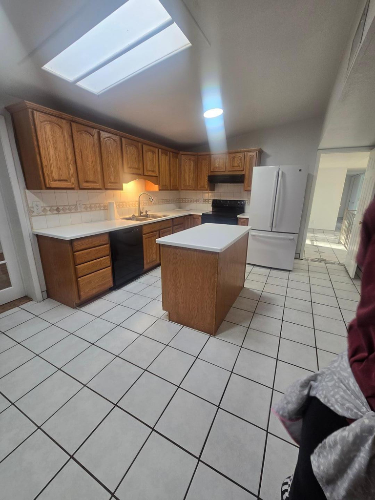 3865 Redwing Place - Photo 0