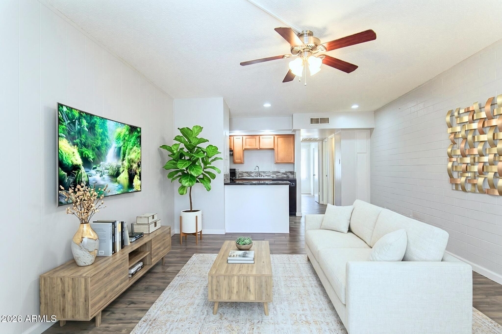 6320 N 16th Street - Photo 2
