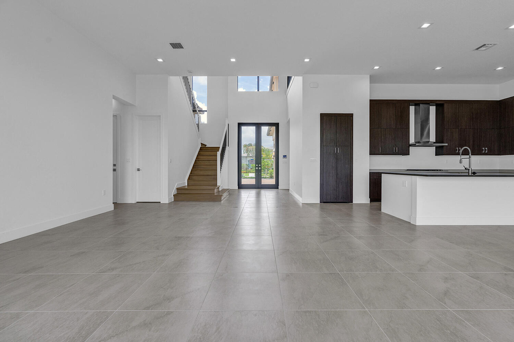 9523 Riverside Park Drive - Photo 2