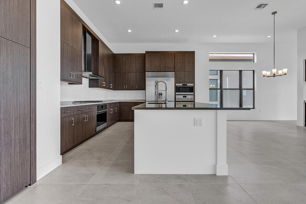 9523 Riverside Park Drive - Photo 11