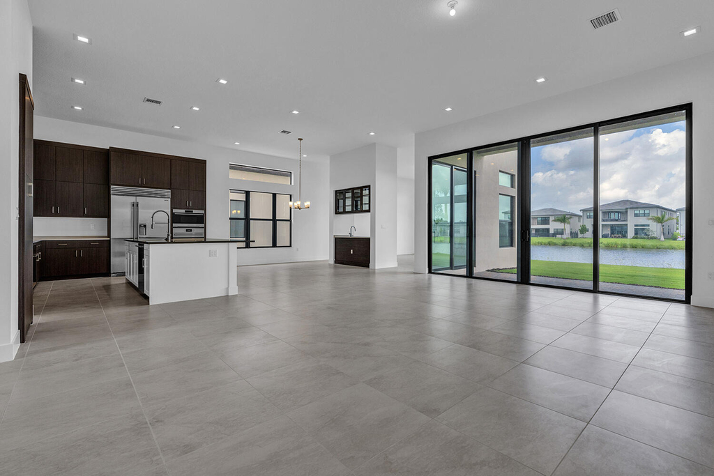 9523 Riverside Park Drive - Photo 5