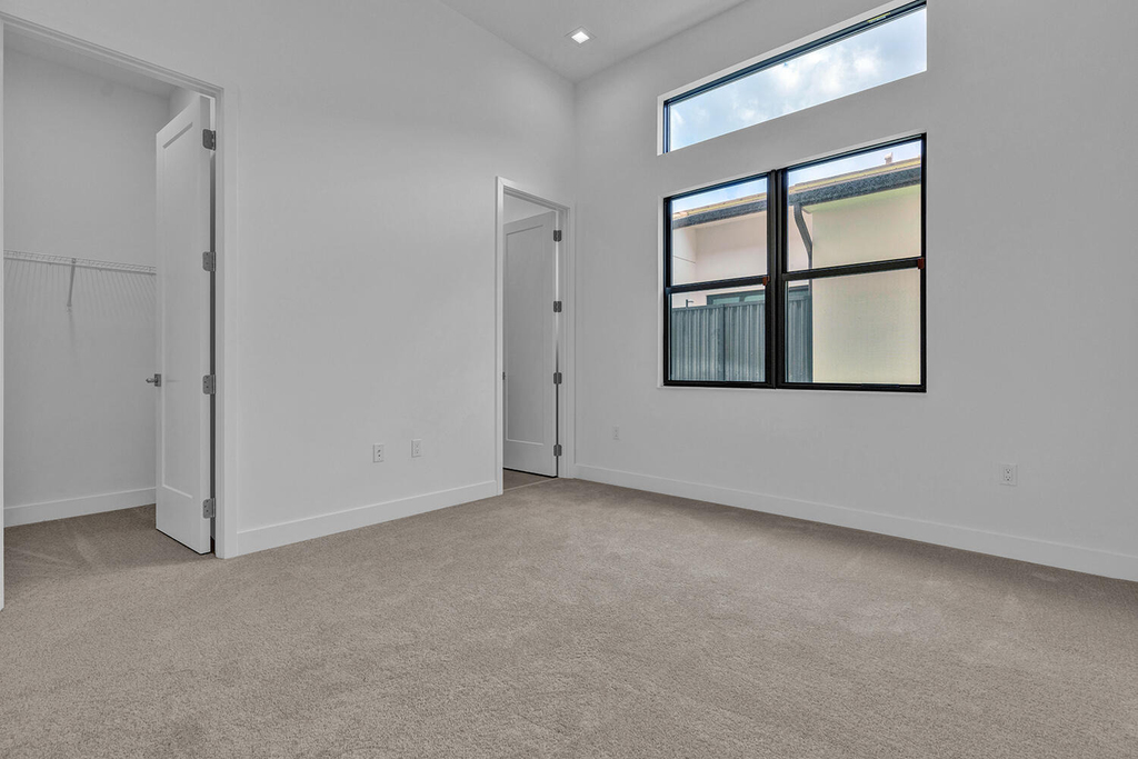 9523 Riverside Park Drive - Photo 15