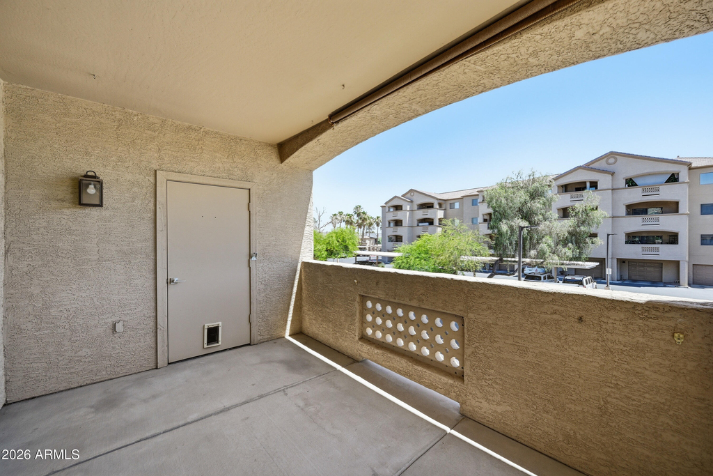 920 E Devonshire Avenue - Photo 18