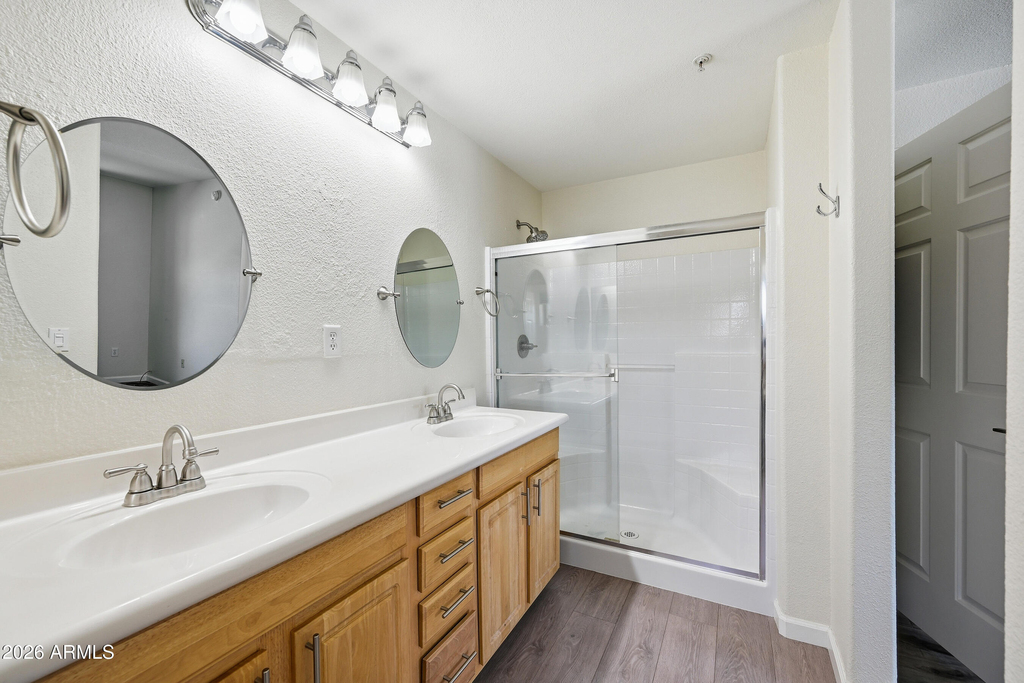 920 E Devonshire Avenue - Photo 13