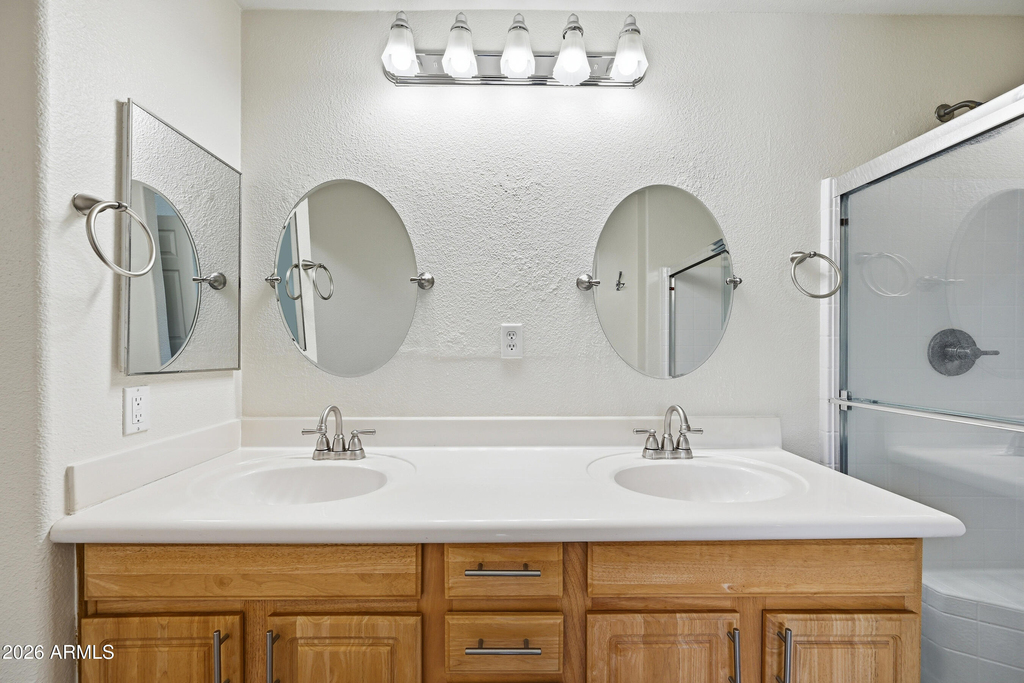 920 E Devonshire Avenue - Photo 12