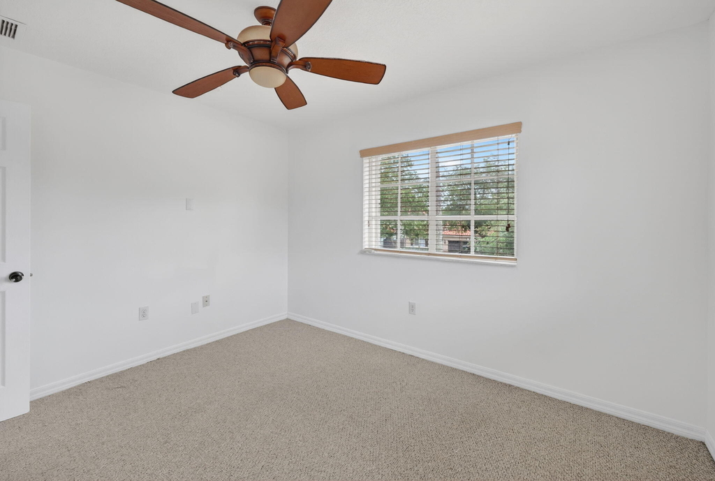 1975 Ne 36th Avenue - Photo 39