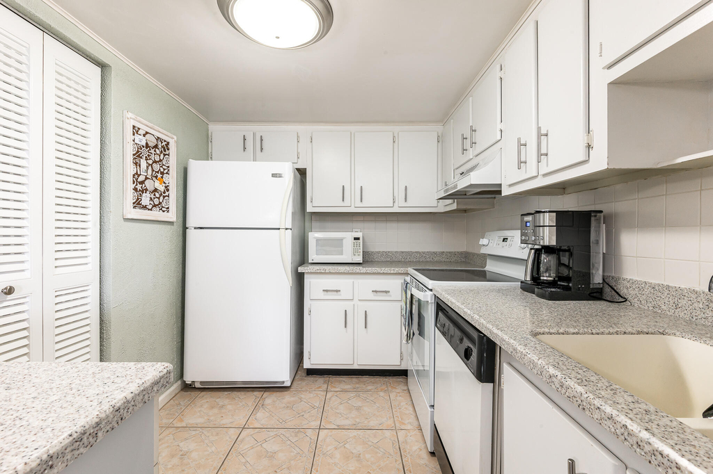 2800 N Ocean Drive - Photo 4