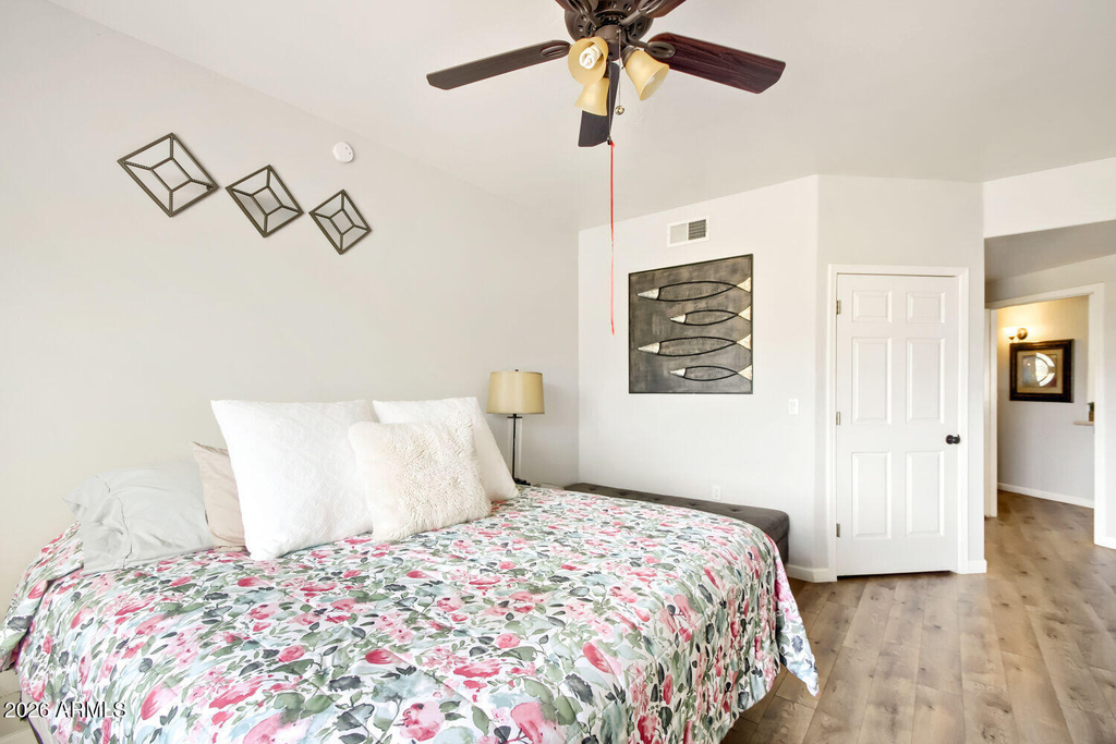 10401 N 52nd Street - Photo 5