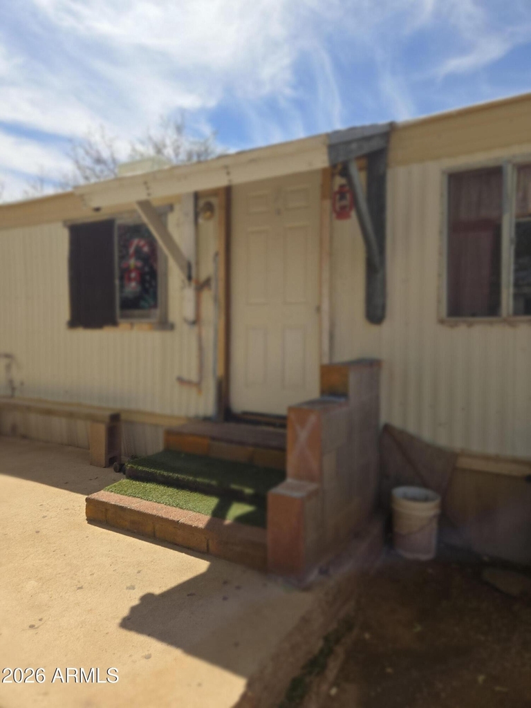375 Danny Lane - Photo 2