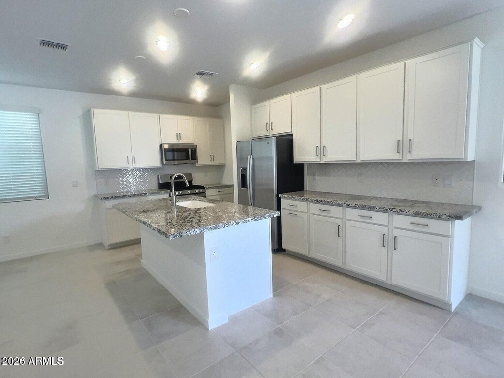9861 E Tamery Avenue - Photo 2