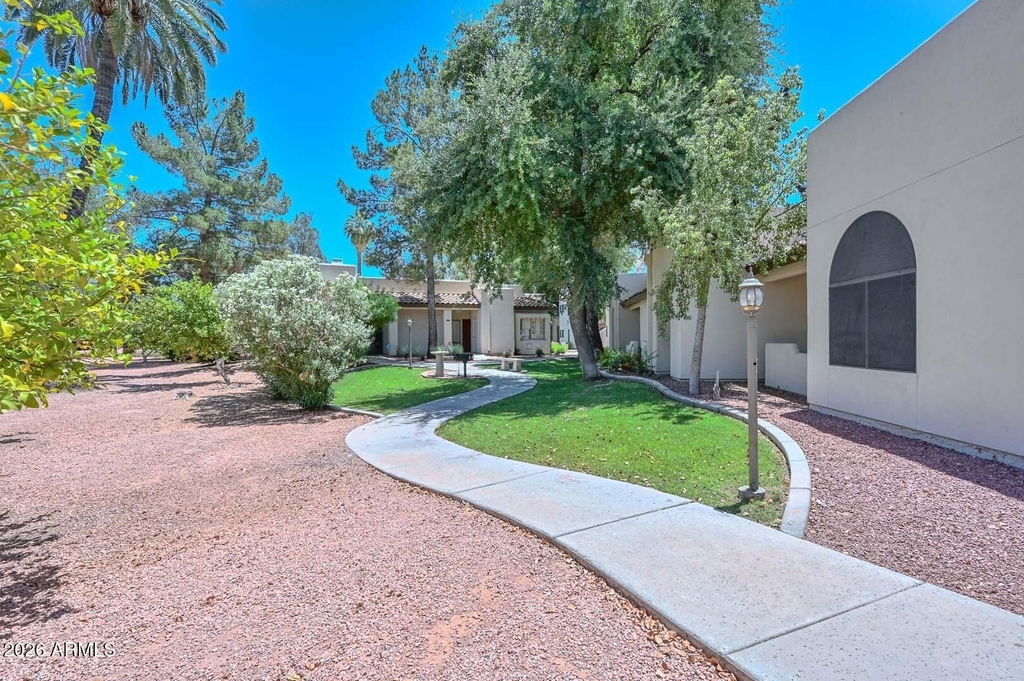 750 E Northern Avenue - Photo 31