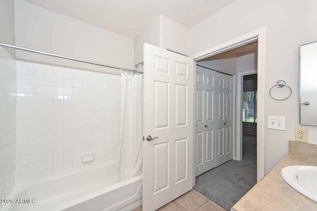 750 E Northern Avenue - Photo 11