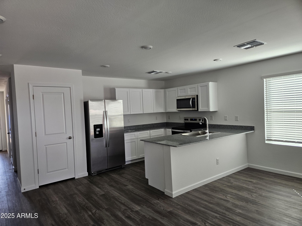 14735 S Amado Boulevard - Photo 5