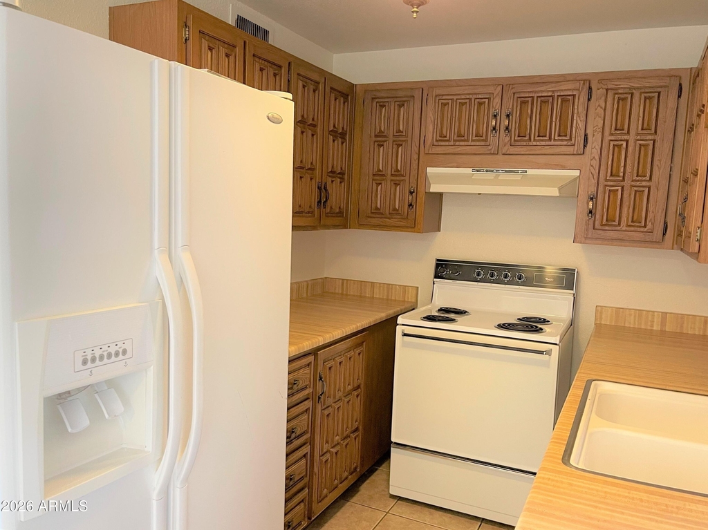 3645 N 69th Avenue - Photo 4