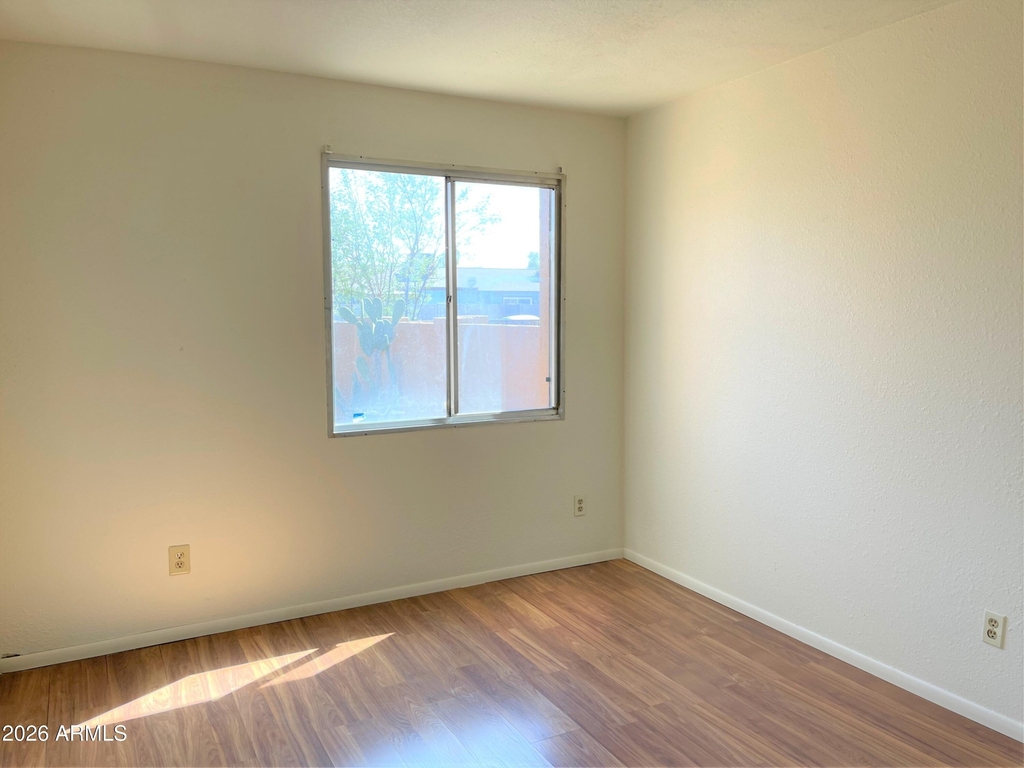 3645 N 69th Avenue - Photo 5