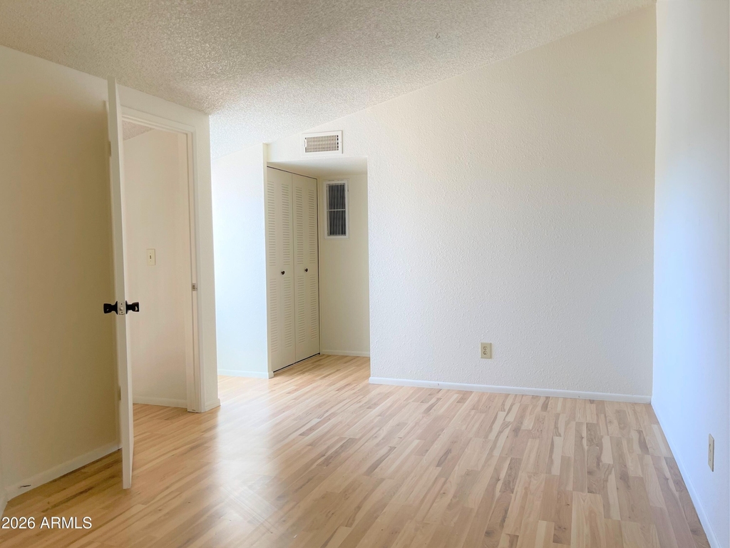 3645 N 69th Avenue - Photo 8