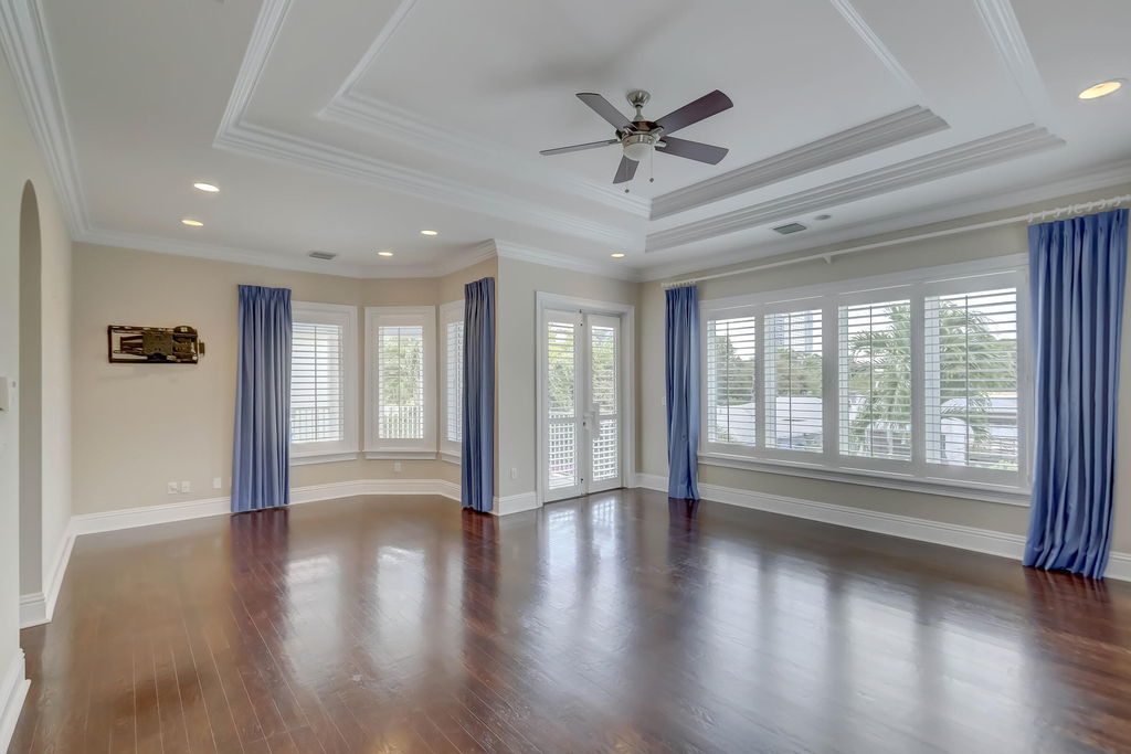 425 Ne 11th Avenue - Photo 25