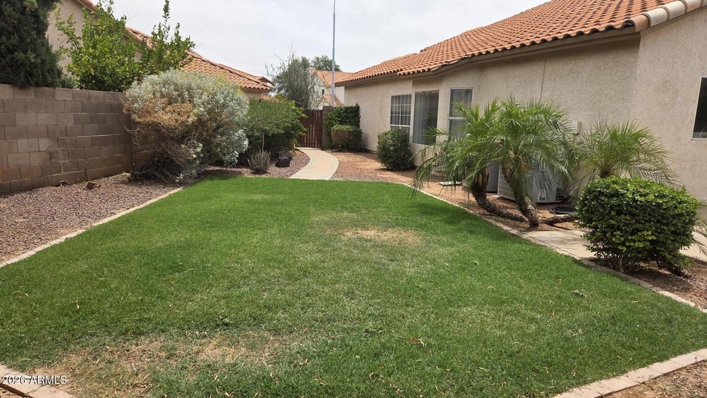 1740 W Laredo Street - Photo 15