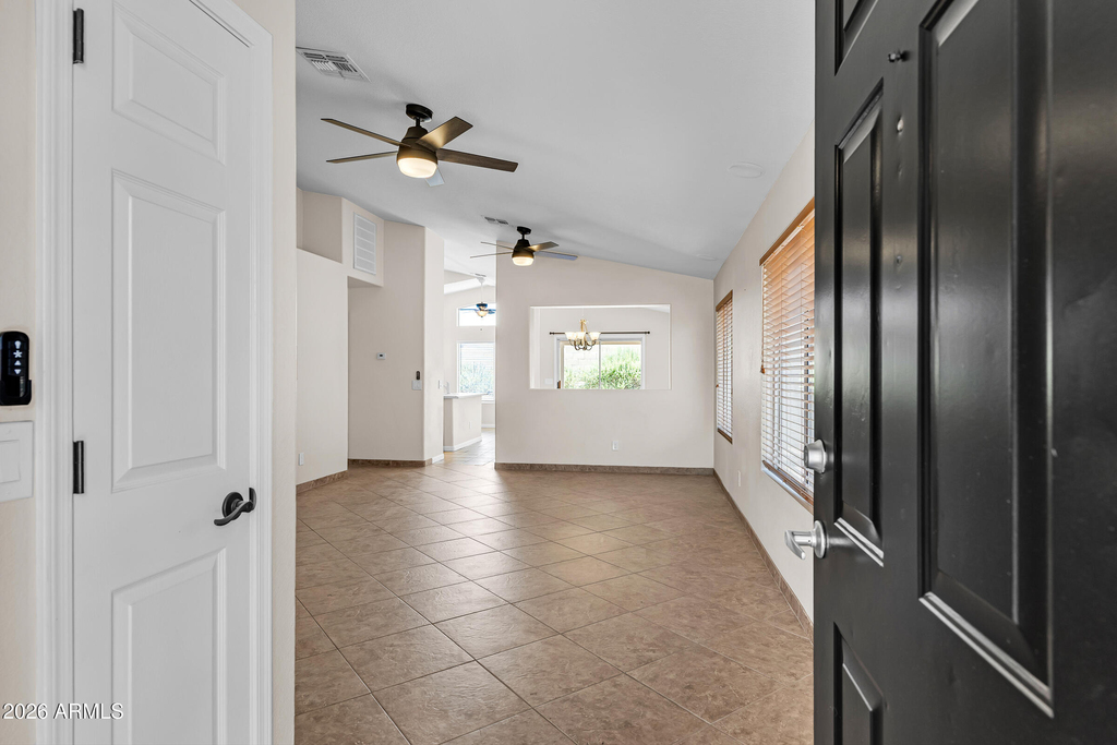 9250 E Carmel Avenue - Photo 2
