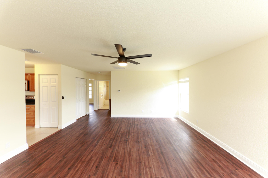 13342 87th Street N - Photo 9