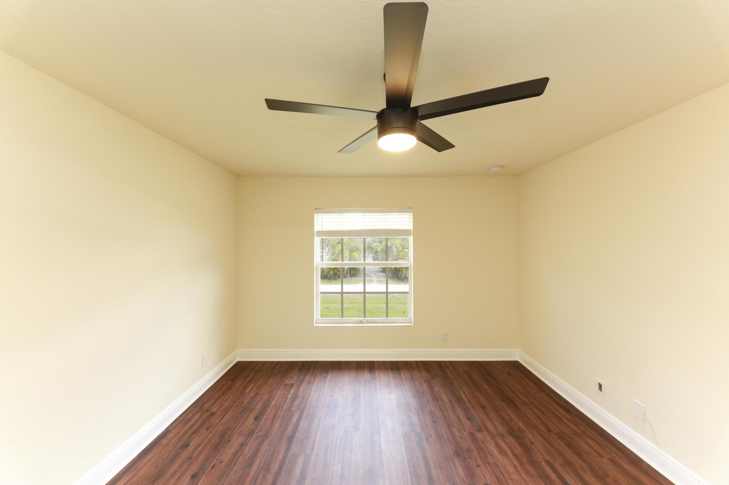 13342 87th Street N - Photo 3