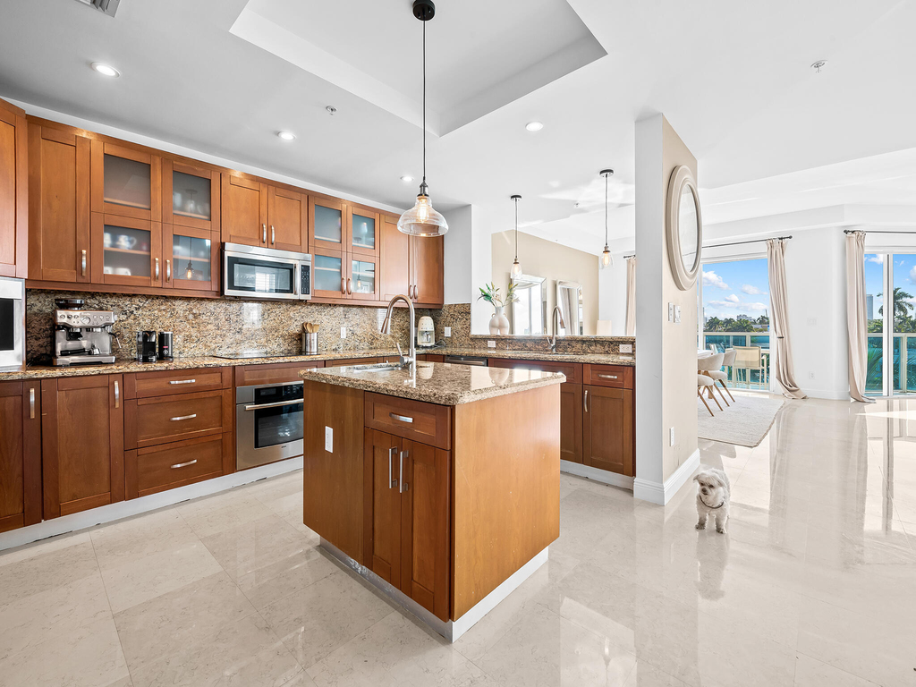 516 Hendricks Isle - Photo 4