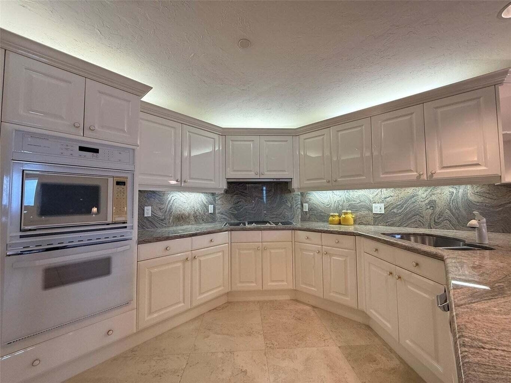 800 Ocean Drive - Photo 11