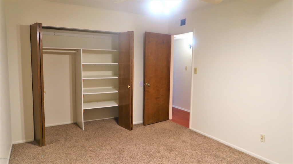 17228 N 16th Drive - Photo 4