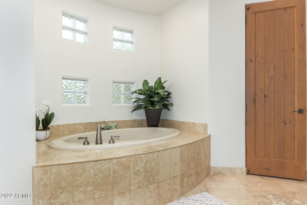 10685 E Cottontail Lane - Photo 16