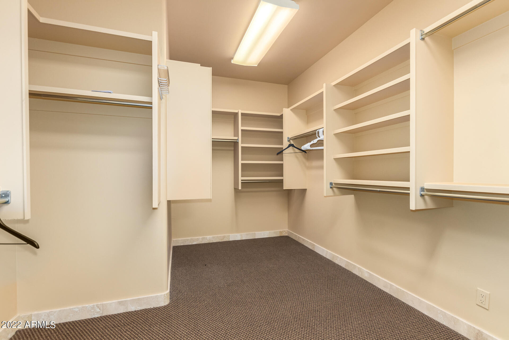 10685 E Cottontail Lane - Photo 19