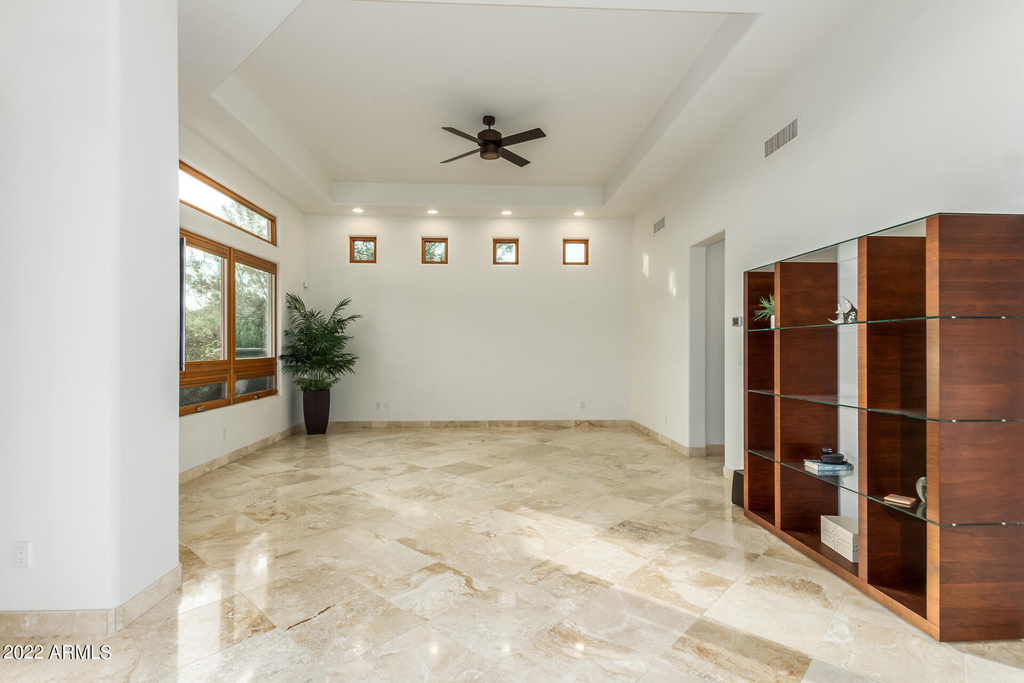 10685 E Cottontail Lane - Photo 14