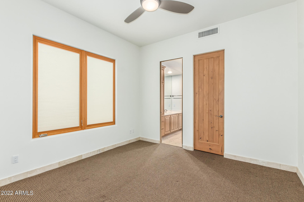 10685 E Cottontail Lane - Photo 26