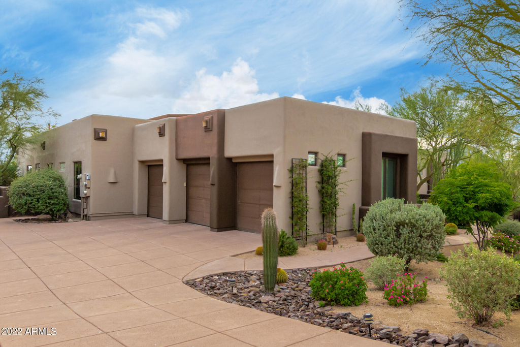 10685 E Cottontail Lane - Photo 4