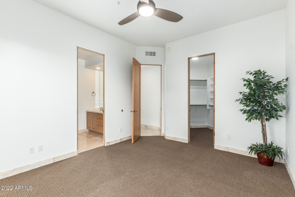 10685 E Cottontail Lane - Photo 27