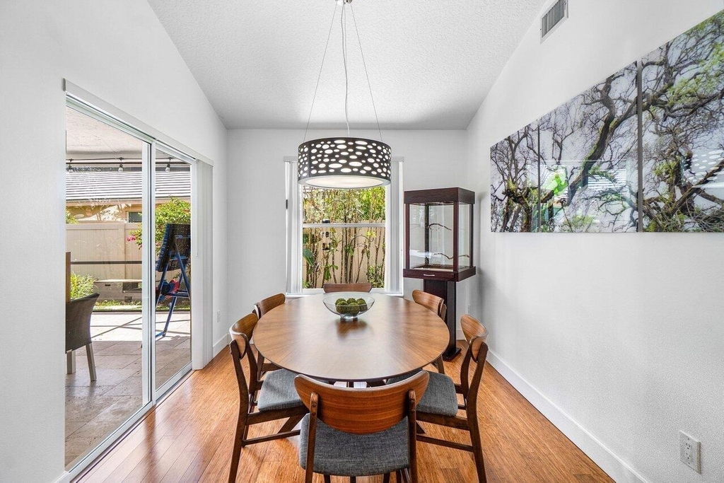 2470 Sandstone Court - Photo 7