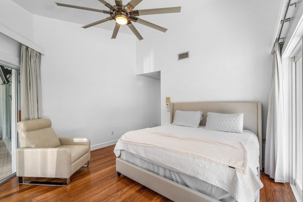 2470 Sandstone Court - Photo 10